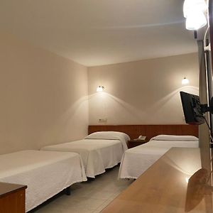 Camera tripla basic